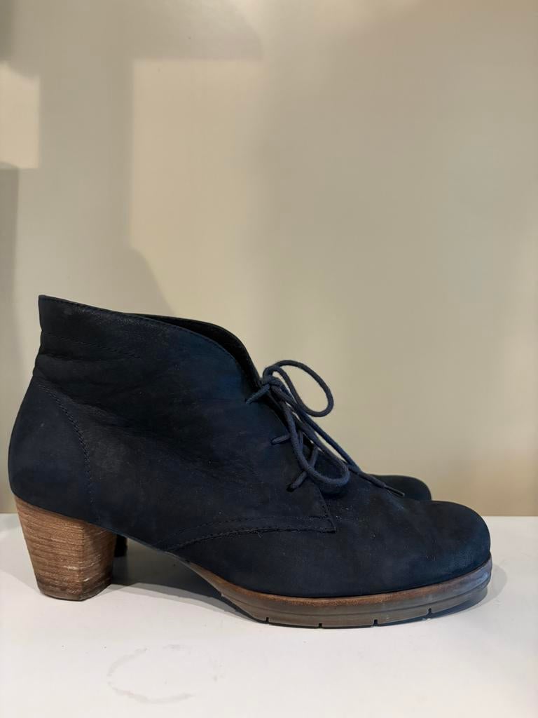 SEMLER marineblauwe nubuck enkellaarsjes (39) H breedte, Ophalen of Verzenden, Zo goed als nieuw