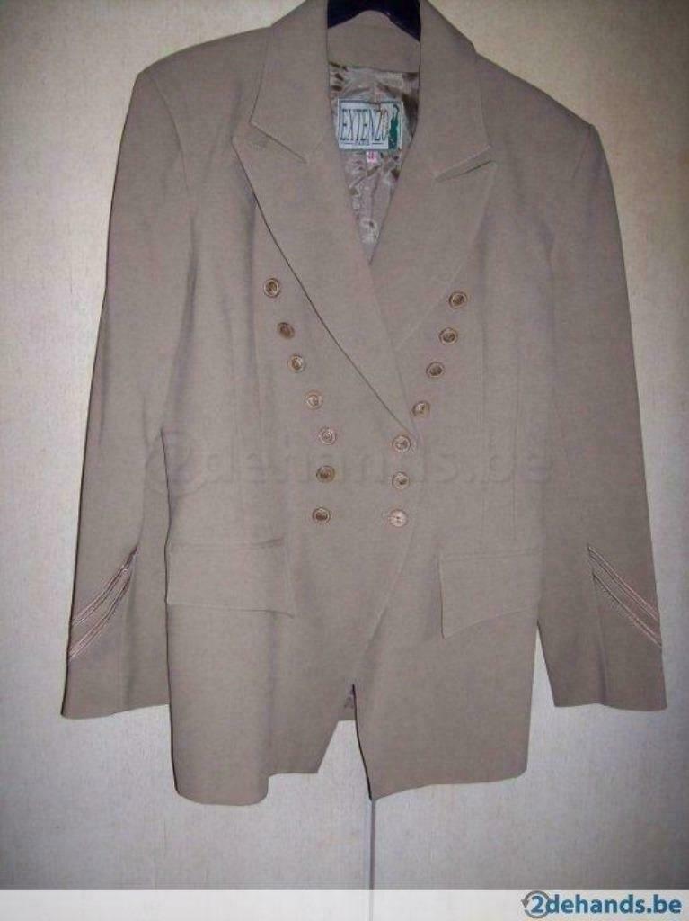 costume pour femme en marron clair - jupe courte cardigan mo, Enlèvement ou Envoi, Comme neuf, Brun