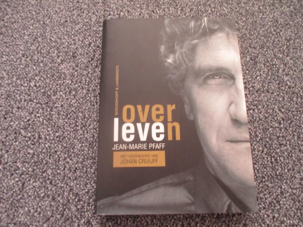 Boek 'Over leven' - Jean-Marie Pfaff, Enlèvement ou Envoi, Comme neuf, Jean-Marie Pfaff, Sport de ballon
