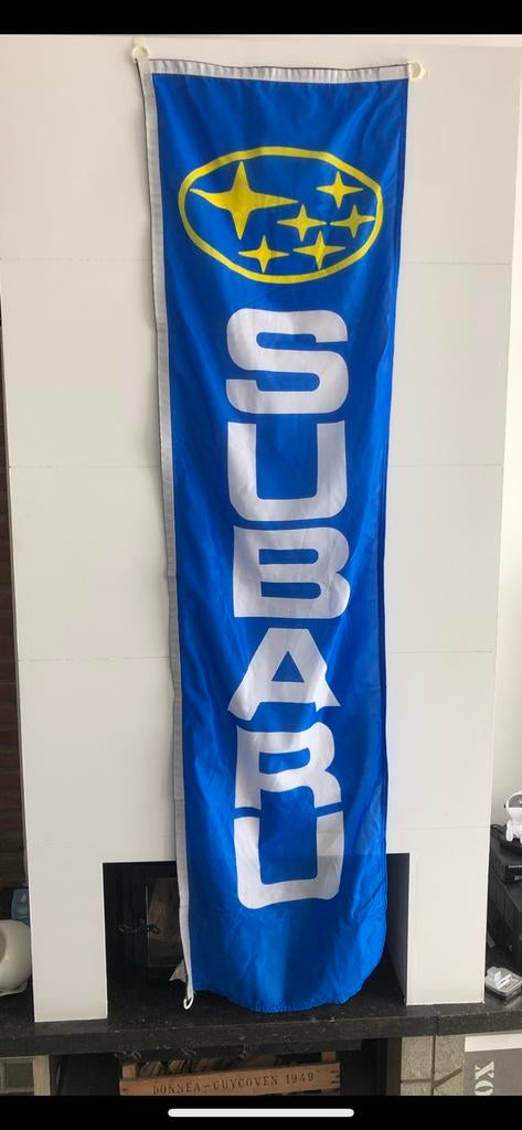 drapeau Subaru wollux flags, Enlèvement, Comme neuf