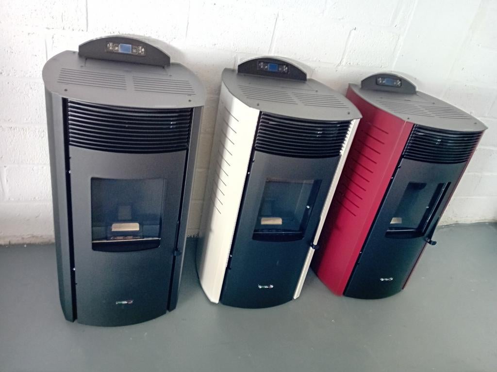 Poêle à granulés Mondena 15,5 kw.Garantie de 5 ans livraison, Enlèvement ou Envoi, Neuf, Poêle à granulés