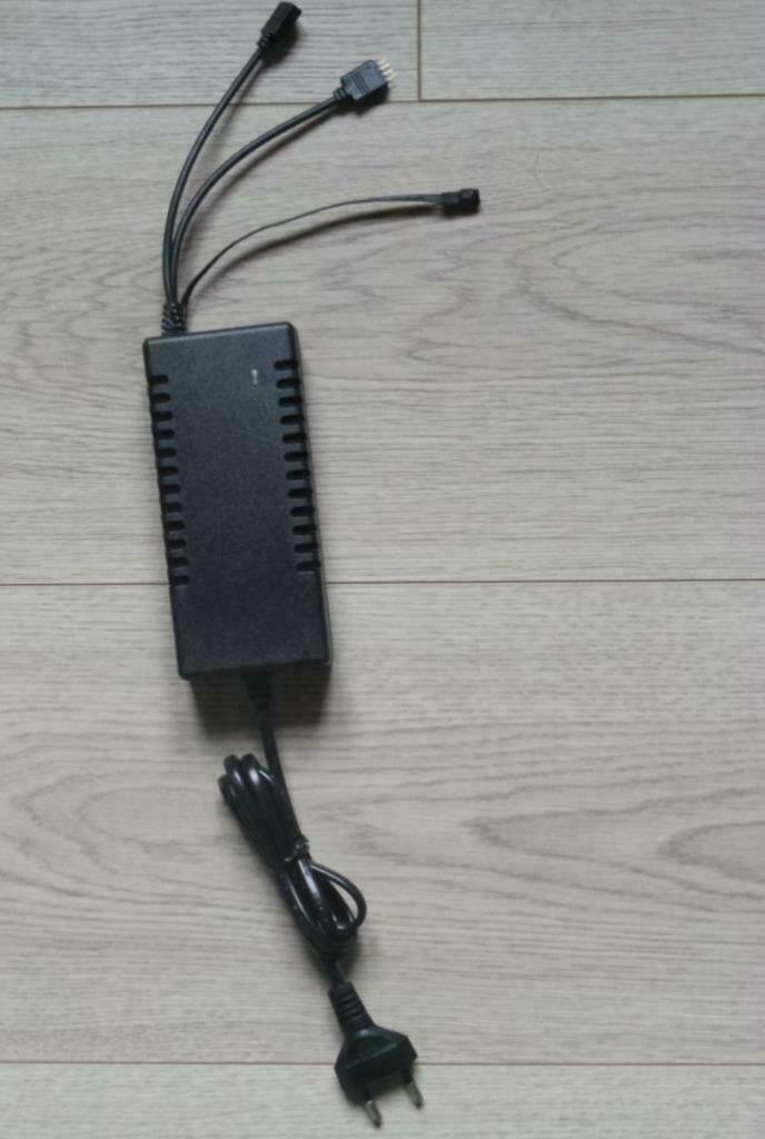 Adaptateur-secteur 5A pour LED 5050, TV, Hi-fi & Vidéo, Câbles audio & Câbles de télévision, Enlèvement ou Envoi, Neuf, Autres câbles