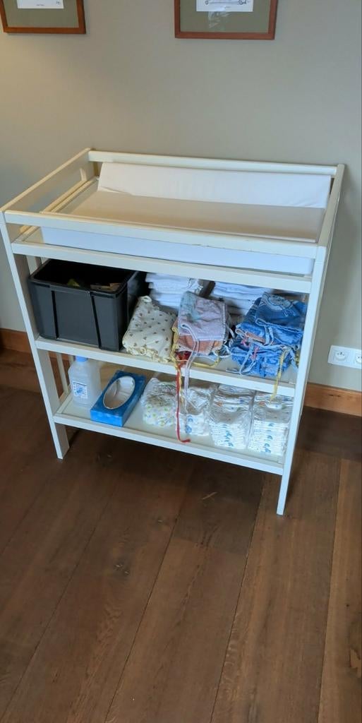 Table a langer, Utilisé, 70 cm ou plus, Moins de 75 cm, 90 à 105 cm