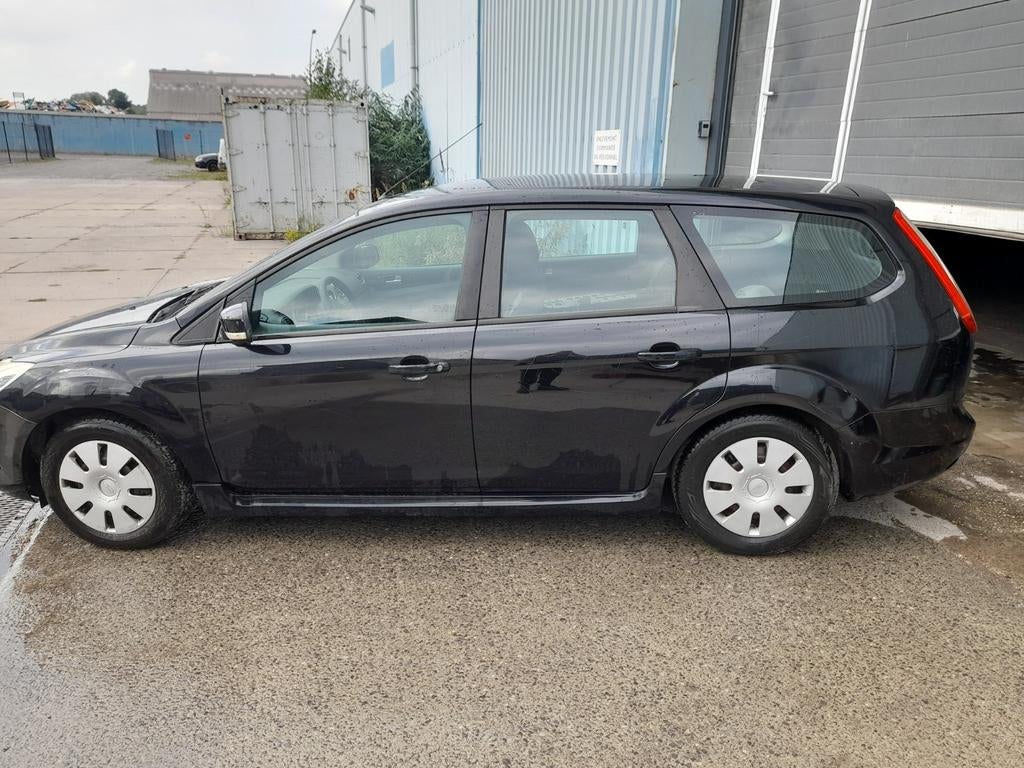 Pièces de 3 FORD FOCUS 2 1600 Tdci  BREAKS et BERLINE, Enlèvement, Utilisé, Arrière, Ford