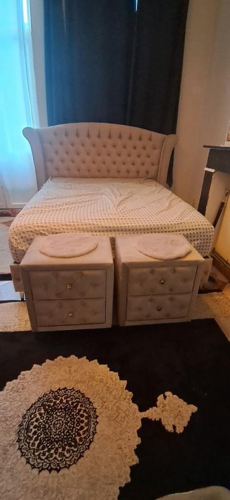 Chambre à coucher complète État comme neuf, Enlèvement ou Envoi, Crème