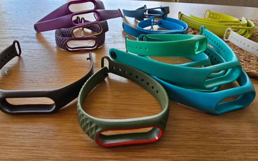 Moniteur d'activité, chargeur et sangles (Xiaomi - Mii Band2, Enlèvement ou Envoi, Utilisé