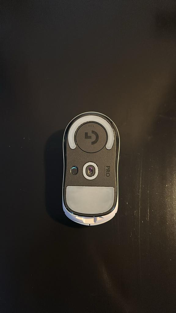 Souris Logitech G Pro Superlight — 70€, Computers en Software, Muizen, Ophalen of Verzenden, Zo goed als nieuw, Draadloos, Muis