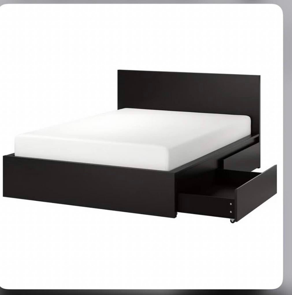 Bed brimnes, Huis en Inrichting, Slaapkamer | Bedden, Ophalen, Zwart, 140 cm, Zo goed als nieuw