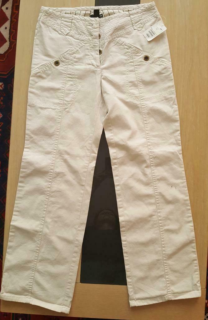pantalon dame coton neuf taille 40 blanc cassé pour 10 euros, Enlèvement, Neuf, Blanc, H&M