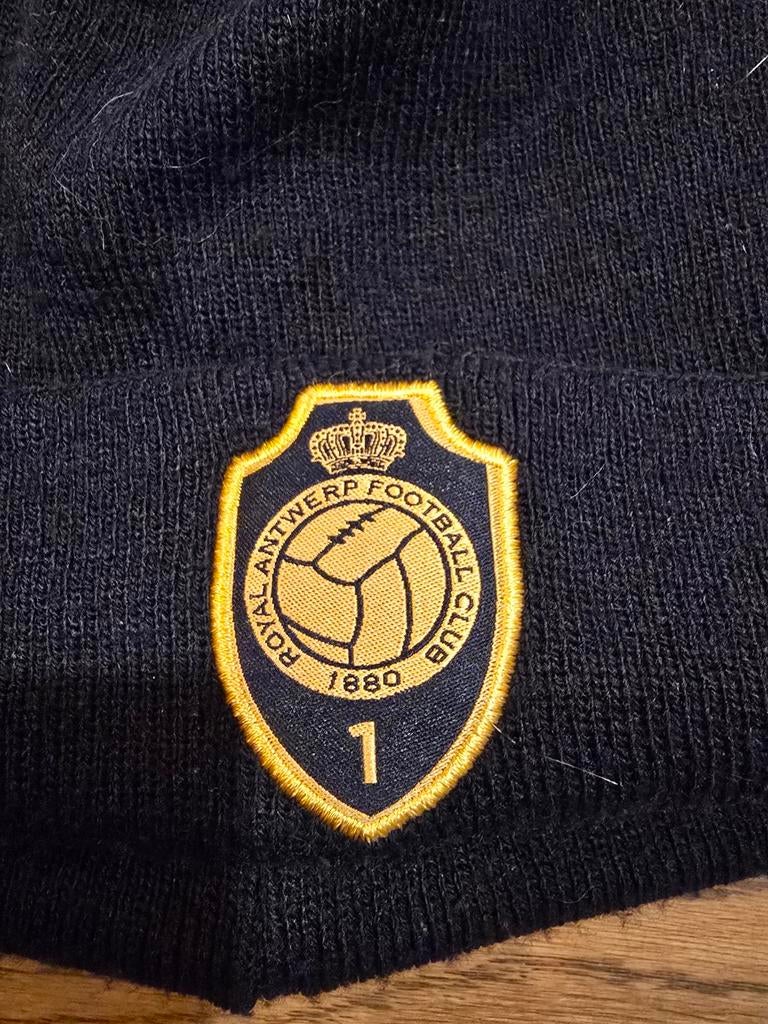 RAFC (Antwerp) Sjaal en Muts voor kind, Ophalen, Zo goed als nieuw, Muts