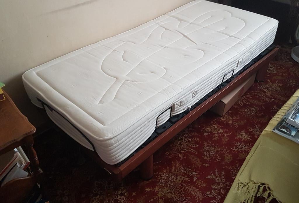 Sommier + matelas reglable, Enlèvement