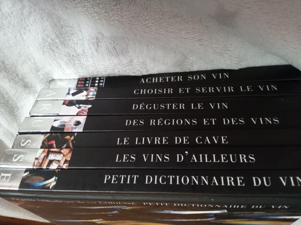 La petite bibliothèque du vin Larousse, Enlèvement ou Envoi