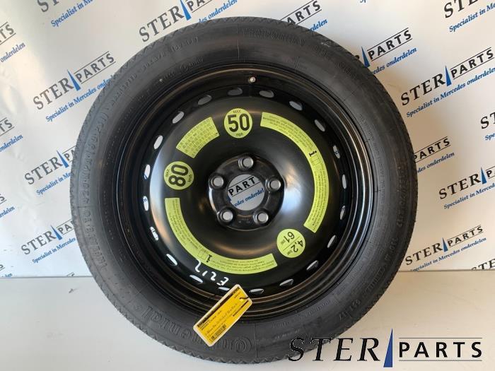 Roue de secours d'un Mercedes E-Klasse, Autos : Pièces & Accessoires, Véhicule de tourisme, -, 3 mois de garantie, Utilisé