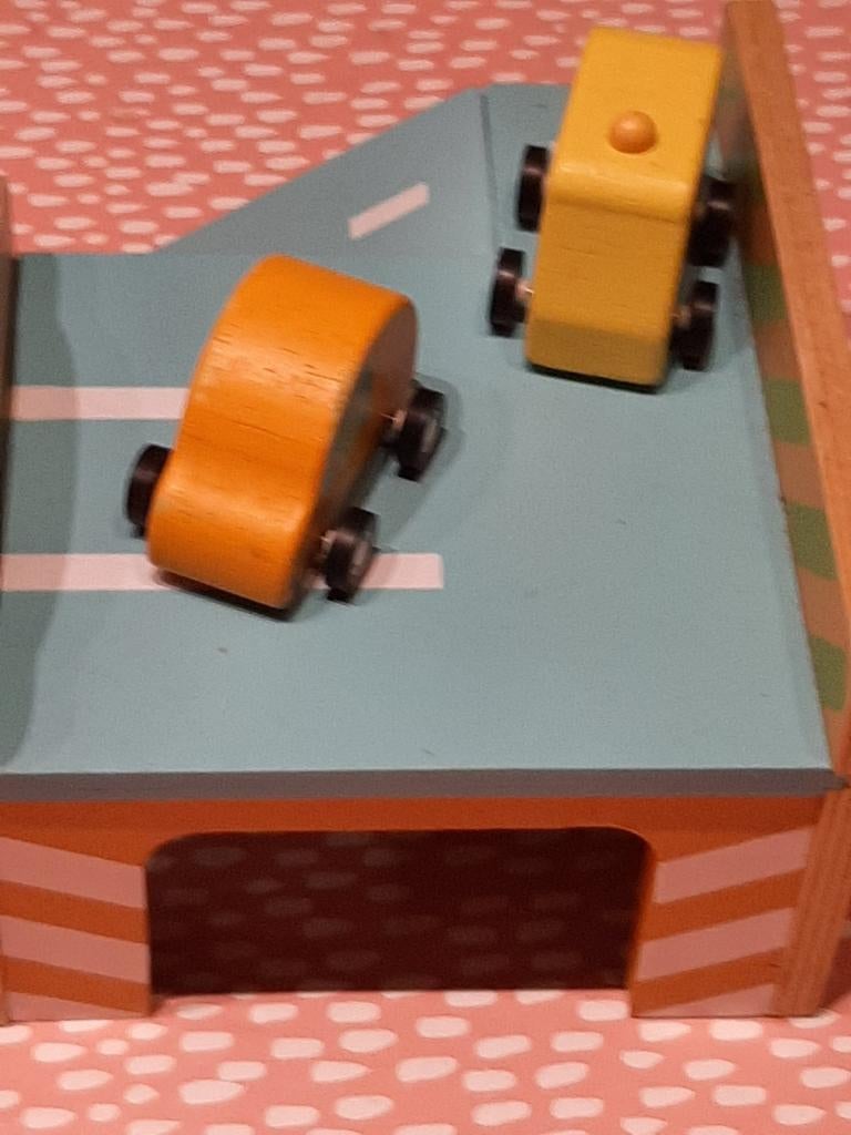 Houten garage met 2 auto's, Ophalen