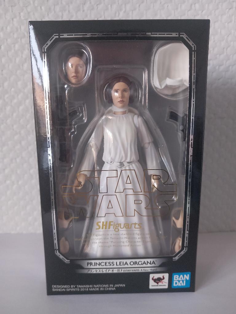 S.H. Figuarts Princess Leia - Star Wars, Verzamelen, Ophalen of Verzenden, Gebruikt, Actiefiguurtje