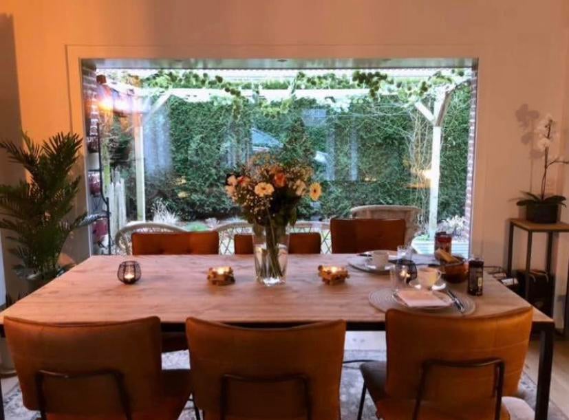 eettafel ( hout- smeedijzer) incl. tafelzeil- 1.90 op 0.90 m, Ophalen