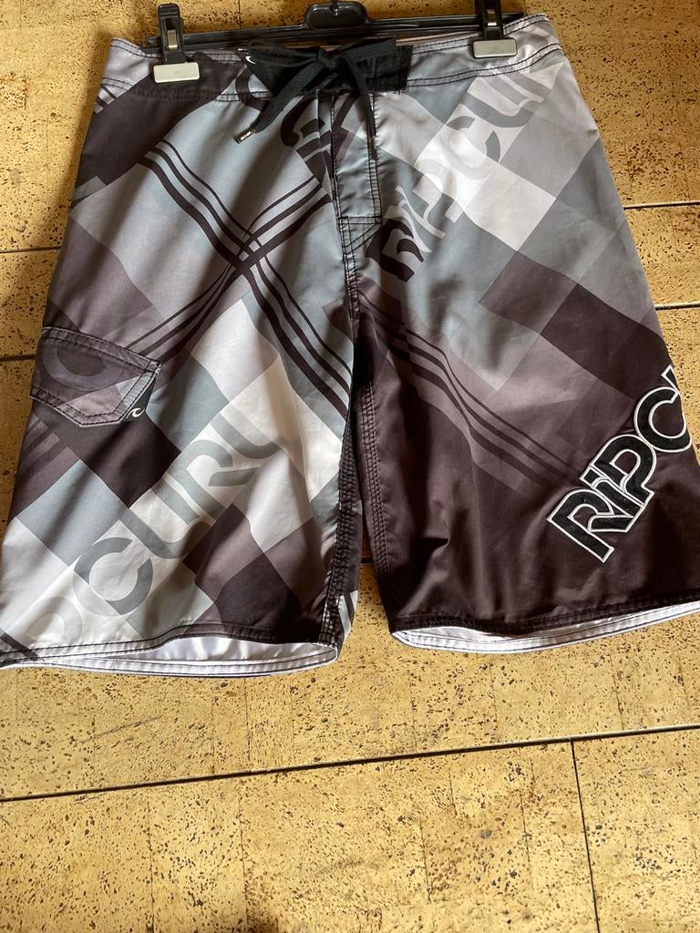 Sportbermuda van Rip Curl, Rip curl, Maat 48/50 (M), Ophalen of Verzenden, Zo goed als nieuw