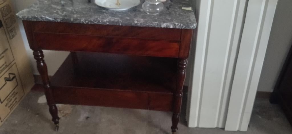 Kleine mahoniehouten kast, Huis en Inrichting, Ophalen, Gebruikt