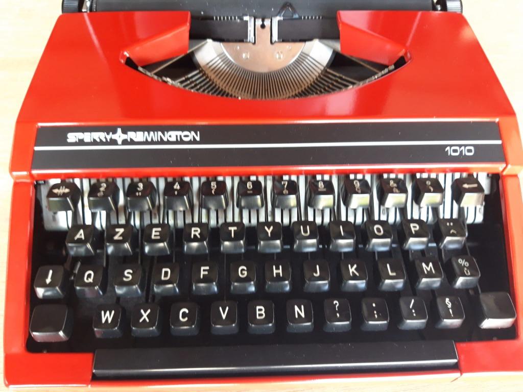 machine à écrire vintage Remington et Olivetti, Enlèvement, Comme neuf