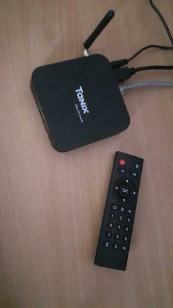 smart box Met kodi  buitenlandse zenders, Enlèvement ou Envoi, Neuf, LCD, Autres marques