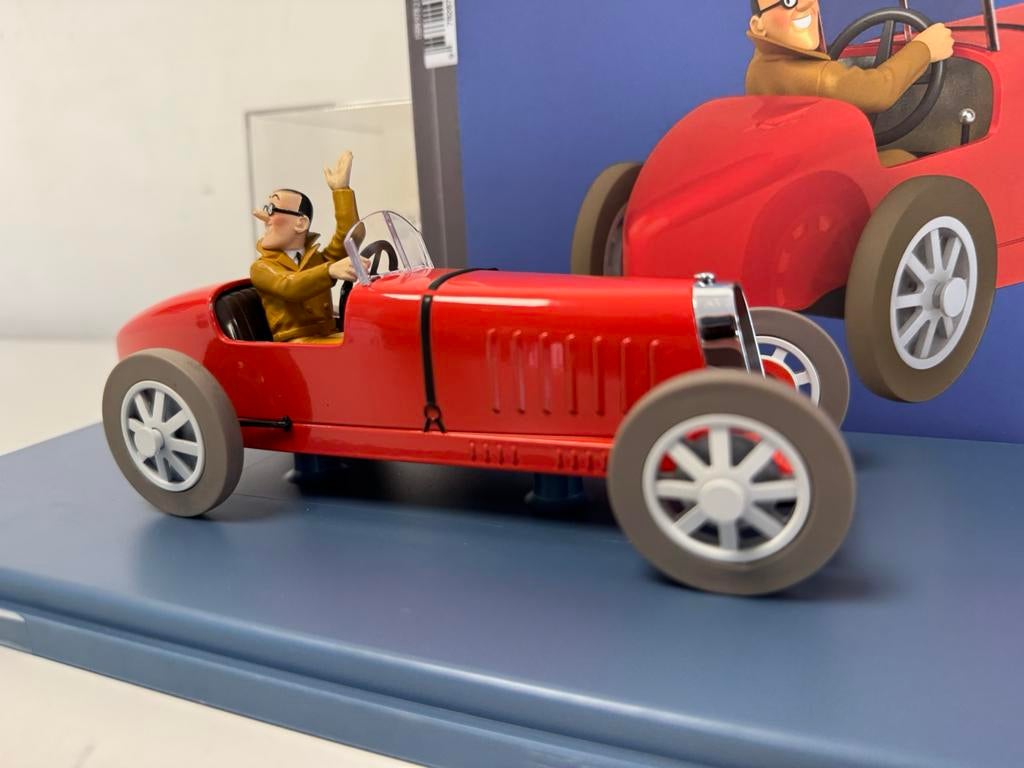 Kuifje Bugatti rscer 1 : 24, Ophalen of Verzenden, Kuifje, Zo goed als nieuw, Beeldje of Figuurtje