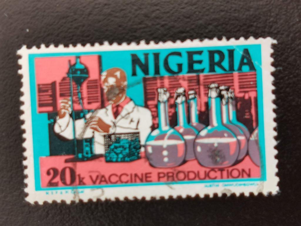 Nigeria 1973 - vaccin produktie - labo, Postzegels en Munten, Postzegels | Afrika, Ophalen of Verzenden, Nigeria, Gestempeld