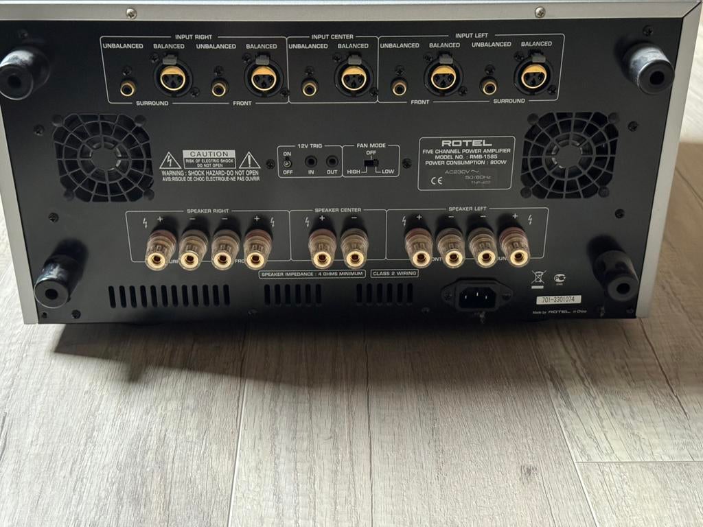 Rotel eindversterker, Ophalen, Zo goed als nieuw, 120 watt of meer, Overige merken