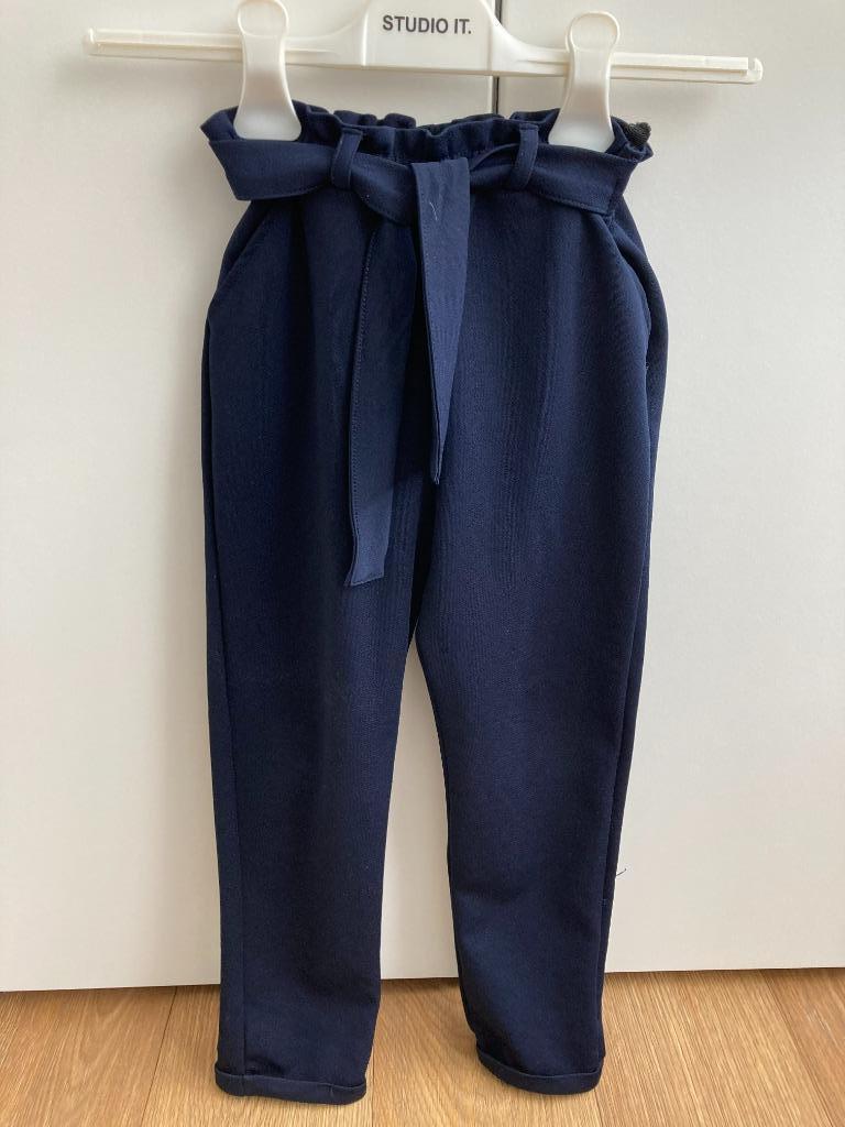Pantalon fille uniforme 122cm (7 ans), Pantalon, Okaidi, Comme neuf, Enlèvement