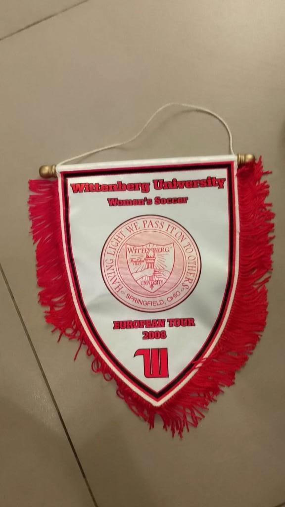 vaandel Wittenburg University Womens soccer FC, Verzamelen, Sportartikelen en Voetbal, Ophalen of Verzenden