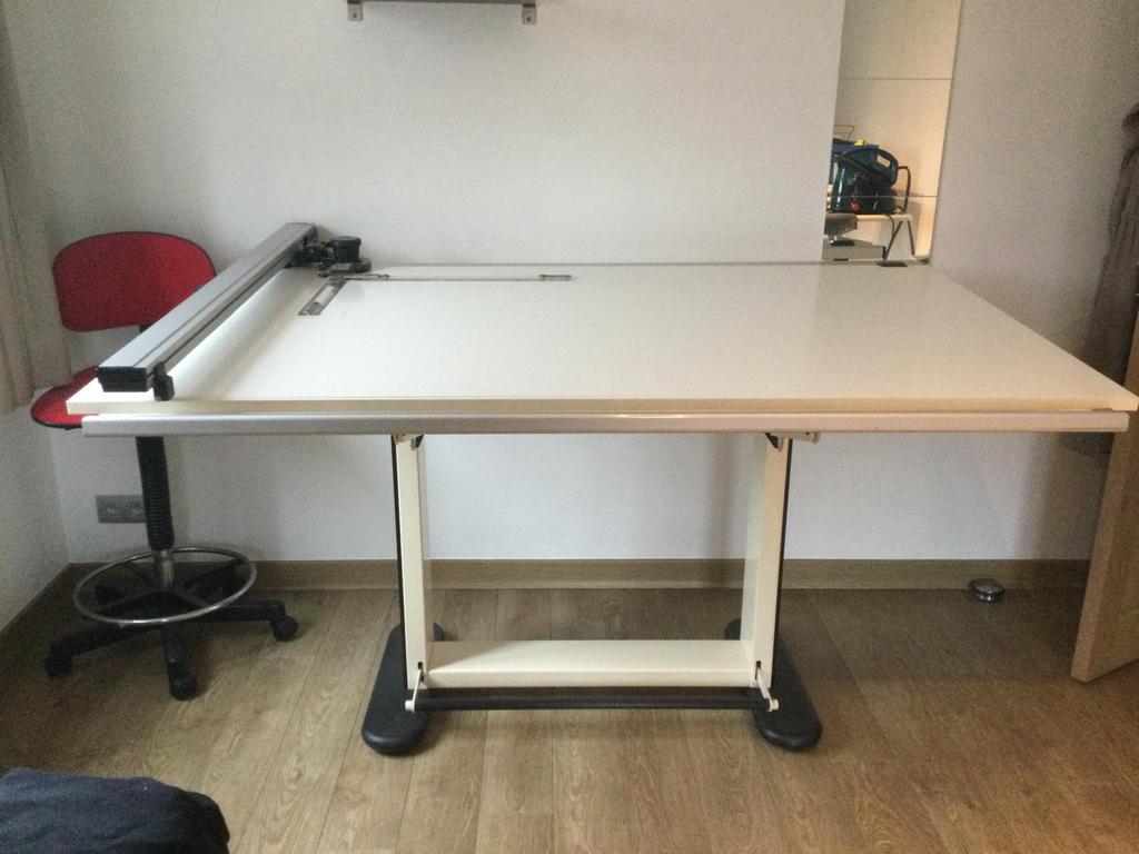 Professionele tekentafel, Doe-het-zelf en Bouw, Tekentafels, Ophalen, Gebruikt