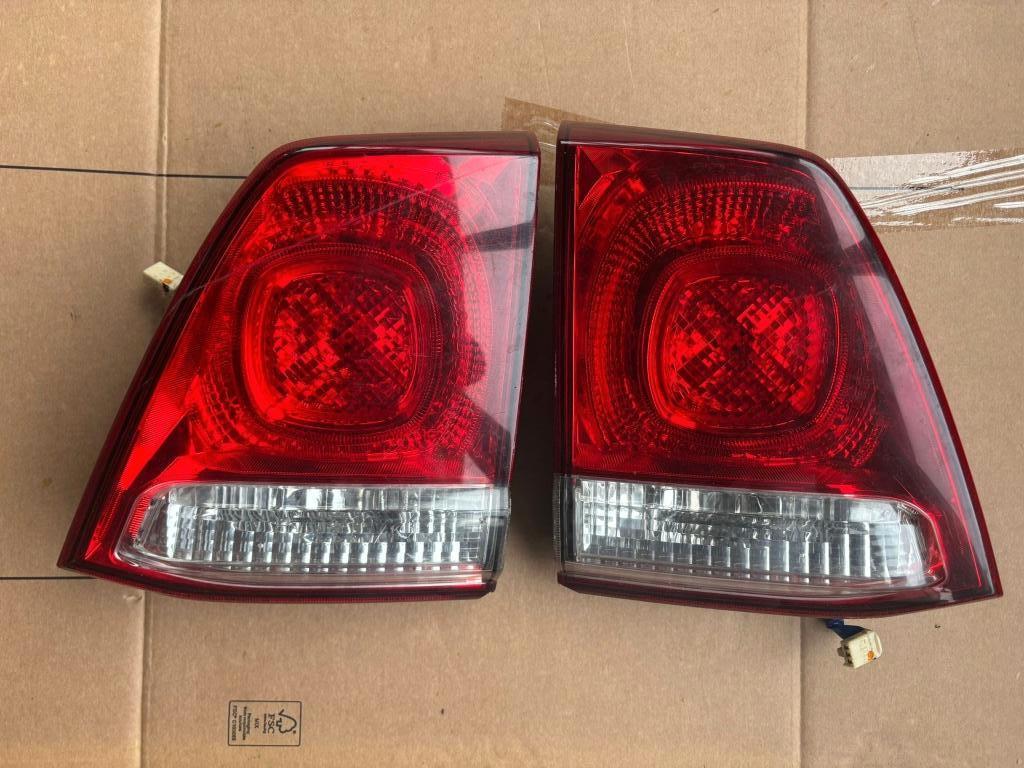 Achterlichten achterklep Toyota Land Cruiser 200, Enlèvement, Neuf, Toyota