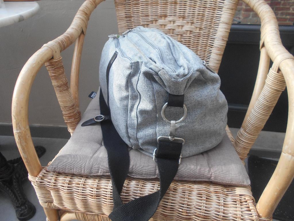 sac à langer Lassig gris, Enfants & Bébés, Enlèvement ou Envoi, Utilisé, Sac d'épaule