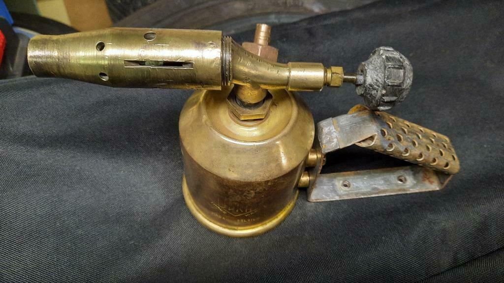 Lampe a souder UBRA, Enlèvement