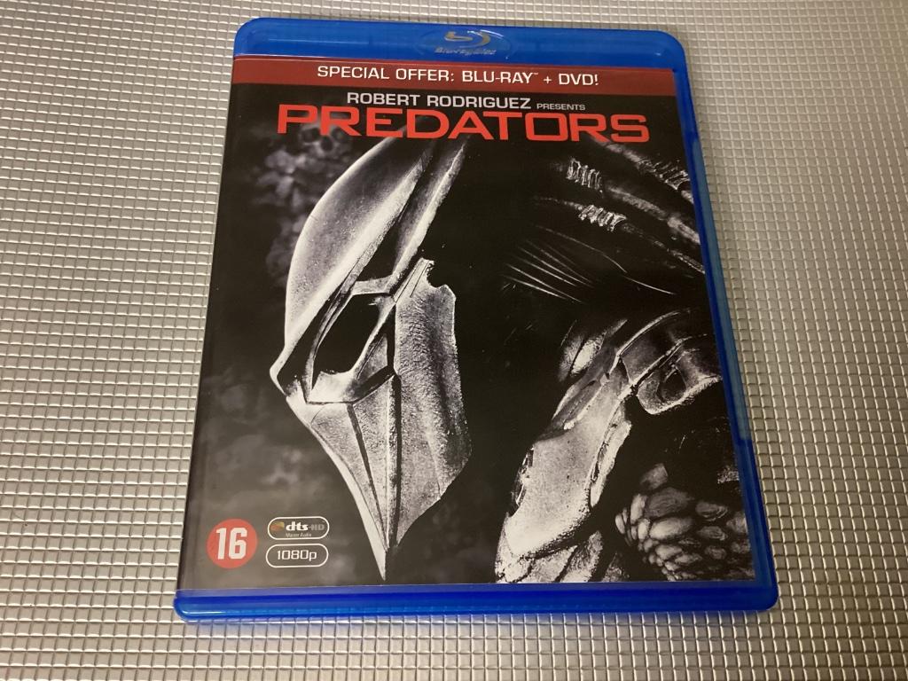 Predators, Verzenden