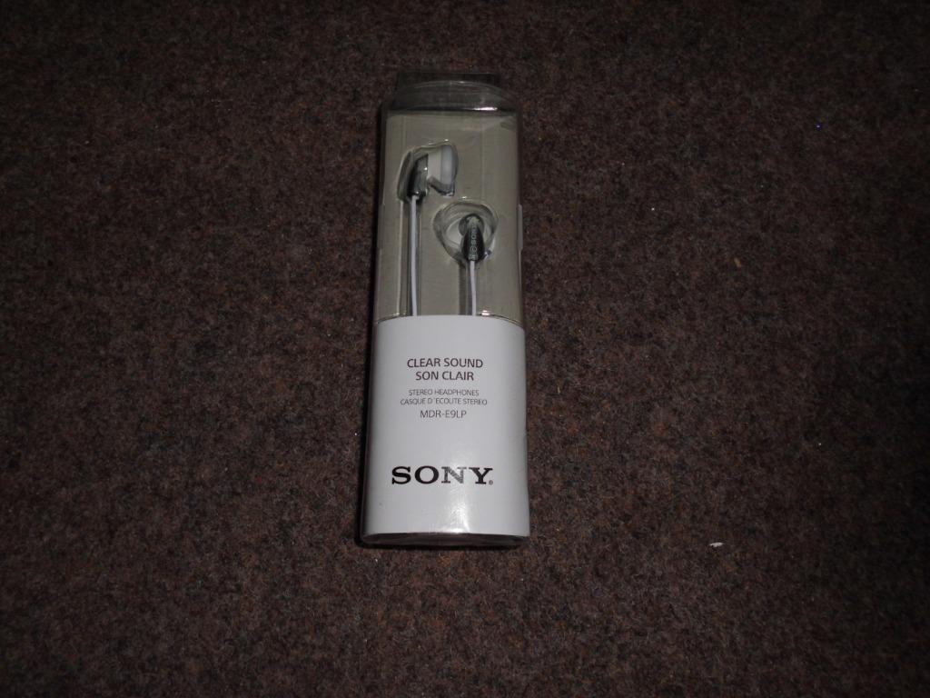 sony oortjes nieuw dringend weg  !!!!!!!!, Audio, Tv en Foto, Ophalen, Nieuw, Sony