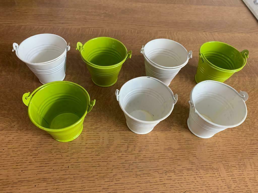 Petits seaux métalliques (utilisés pour des dragées), Zo goed als nieuw, Feestartikel