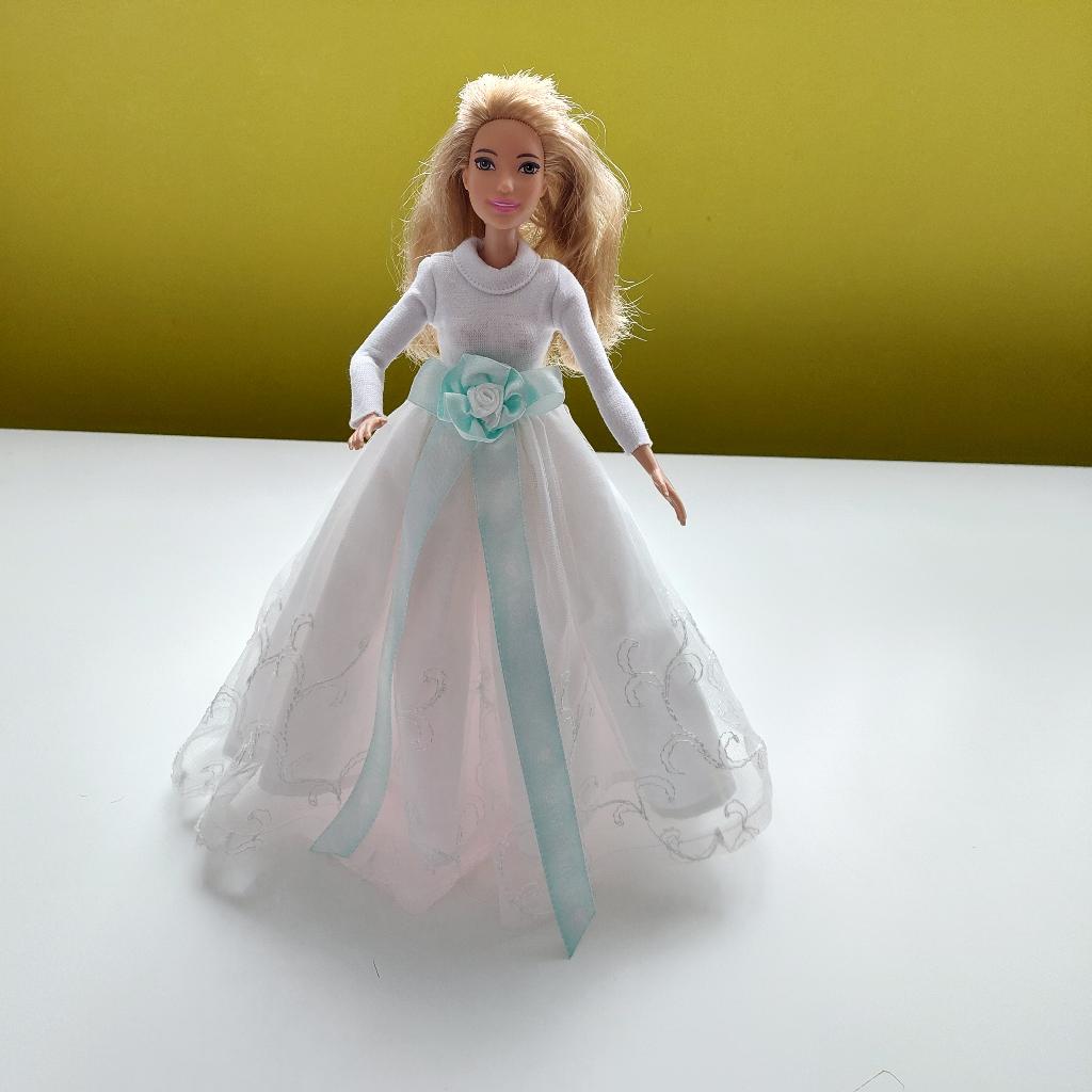 Barbie couture style trouwjurk met lange mouwen, Ophalen of Verzenden, Gebruikt, Barbie