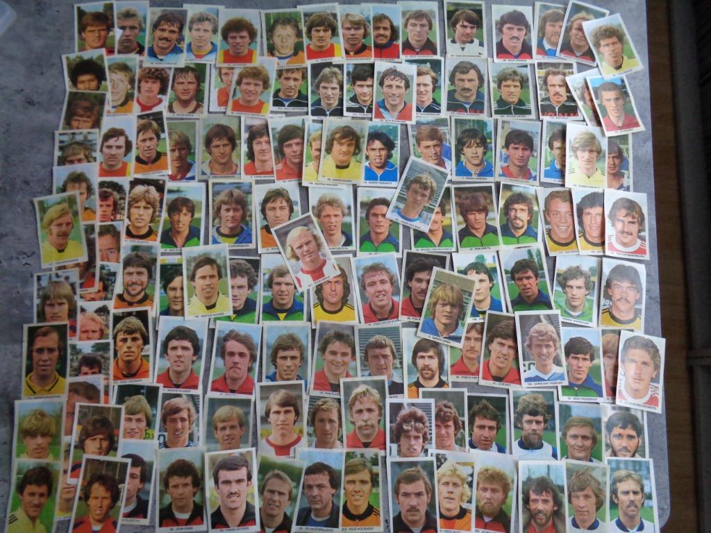 images de football 134x COMPÉTITION NÉERLANDAISE années 70, Envoi
