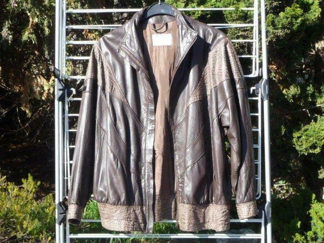 Veste en cuir femme taille 38-40, Enlèvement ou Envoi, Porté, Taille 38/40 (M), Brun