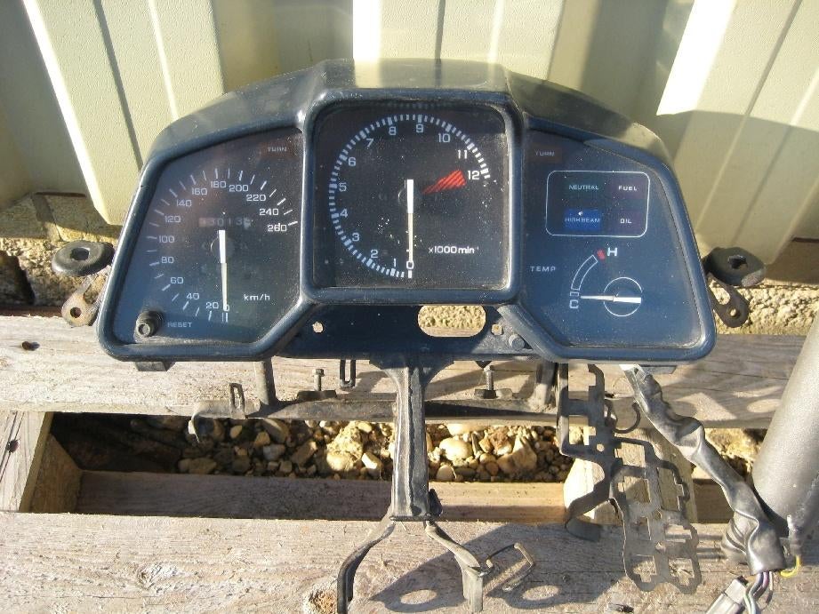 Honda 750 Vf/vfr 87 Achterbrug-frame -voorvorken -tellerpart, Motoren, Ophalen, Gebruikt