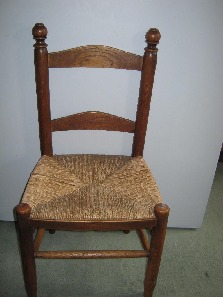 Houten stoeltje met rieten zitvlak, Kinderen en Baby's, Ophalen, Gebruikt, Stoel(en)