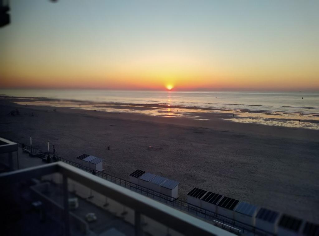 APPARTEMENT TE HUUR DIRECT OP ZEEDIJK OOSTENDE, Vakantie