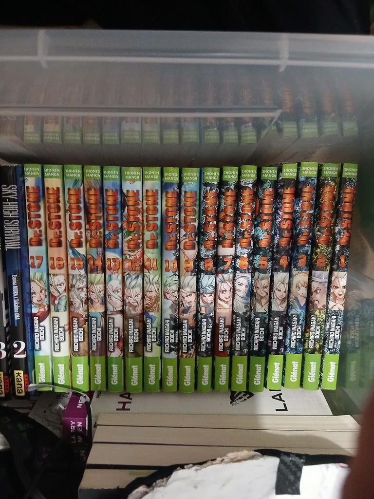 Manga Dr. Stone, Ophalen