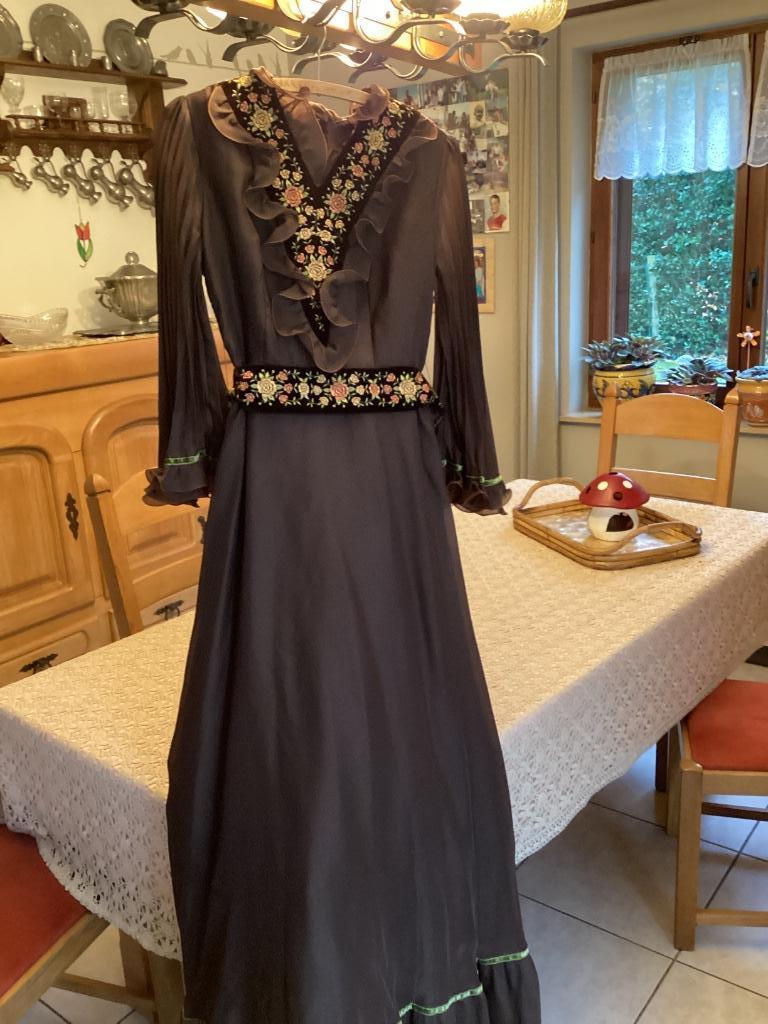Longue robe, Vêtements | Femmes, Robes, Enlèvement, Comme neuf, Taille 36 (S), Brun