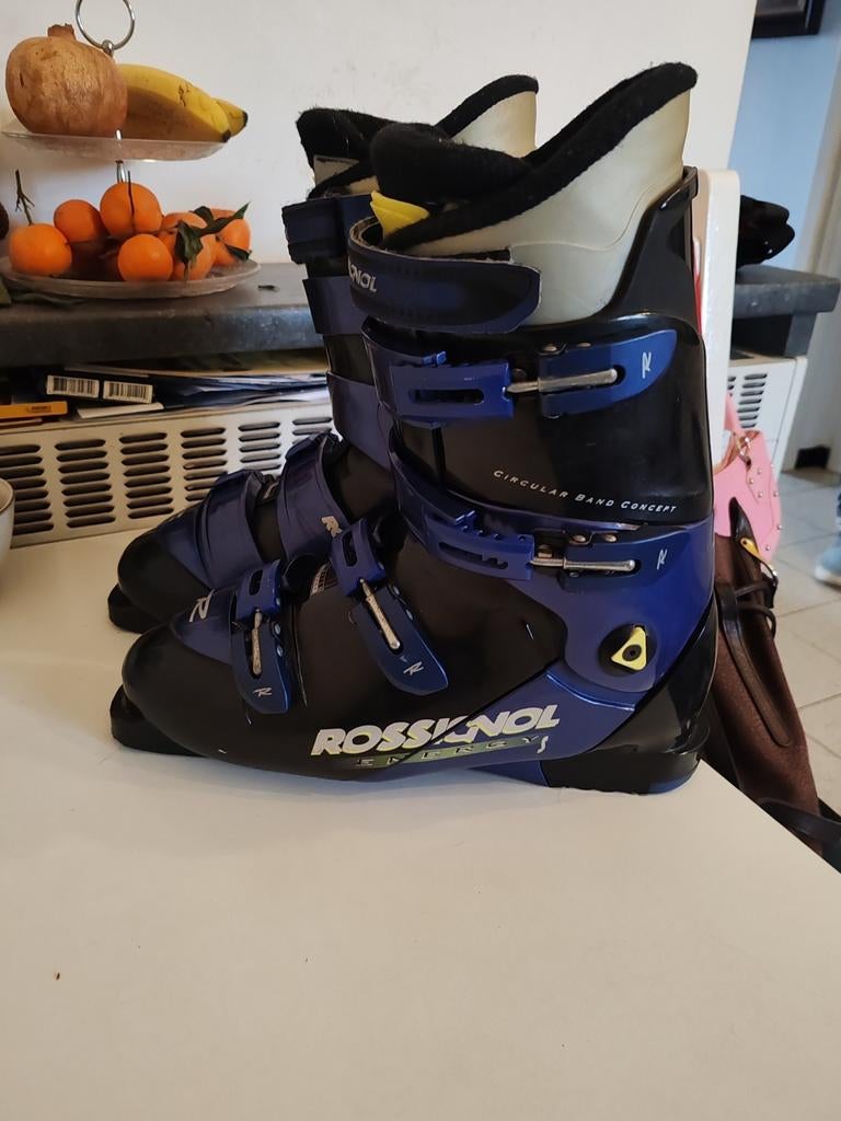 Ski schoenen  Rossignol. maat 300 (46), Sport en Fitness, Skiën en Langlaufen, Ophalen, Rossignol, Schoenen, Zo goed als nieuw