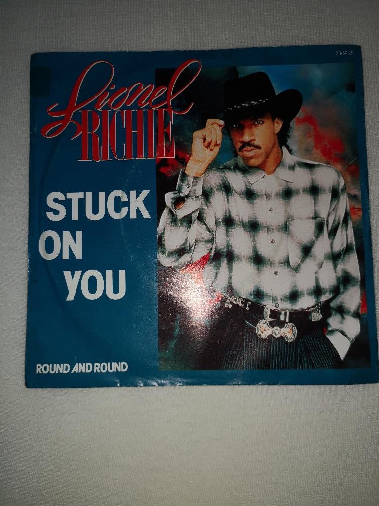 single lionel-richie-stuck on you, Ophalen of Verzenden, Gebruikt