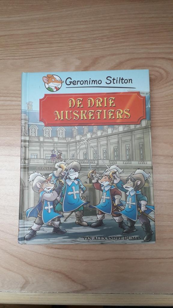 les trois Mousquetaires, Livres, Fiction général, Comme neuf, Geronimo Stilton, Enlèvement ou Envoi