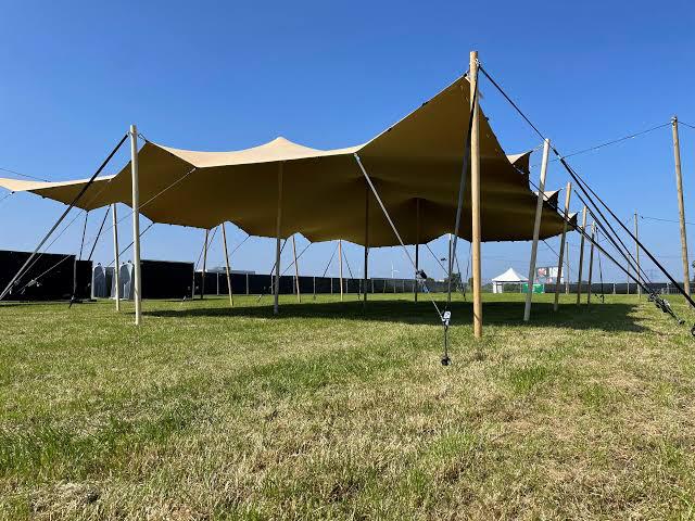 Stretchtent te huur 10x20m, Hobby en Vrije tijd, Ophalen, Nieuw