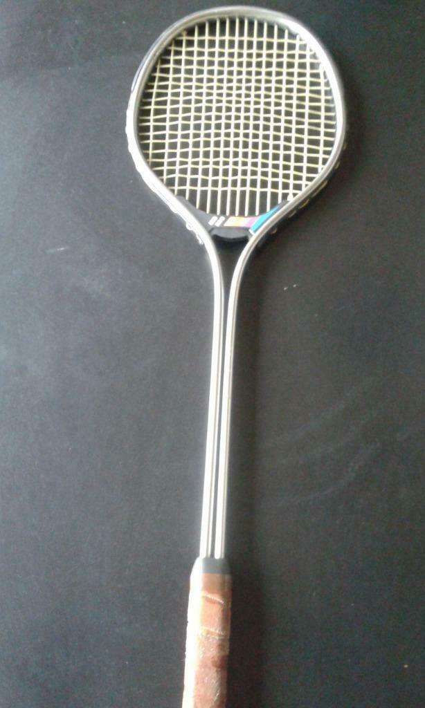 squashracket, Sports & Fitness, Squash, Enlèvement ou Envoi, Utilisé, Raquette, Avec housse