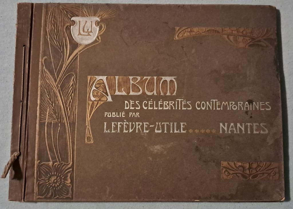 Eerste verzamelalbum Lefèvre Utile (1910), Antiek en Kunst, Antiek | Boeken en Manuscripten, Ophalen